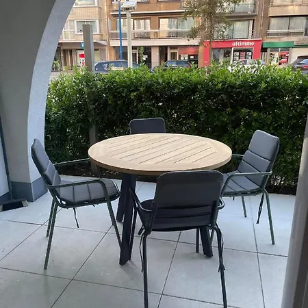 Te Huur In - Zonder Handdoeken En Lakens! Коксейде